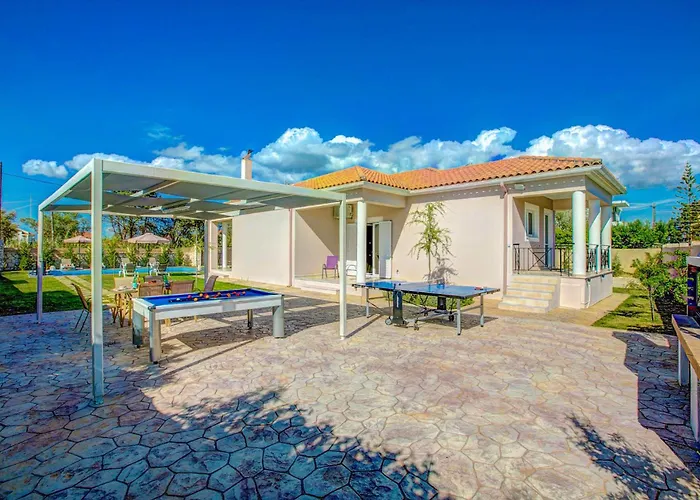 Vila Sofinta By